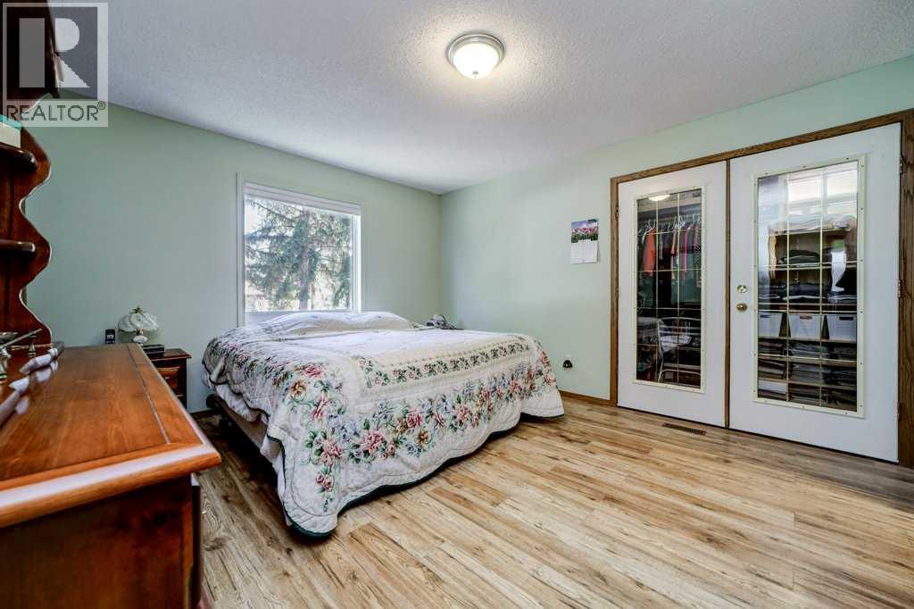 31 Red Crow Boulevard W - 19