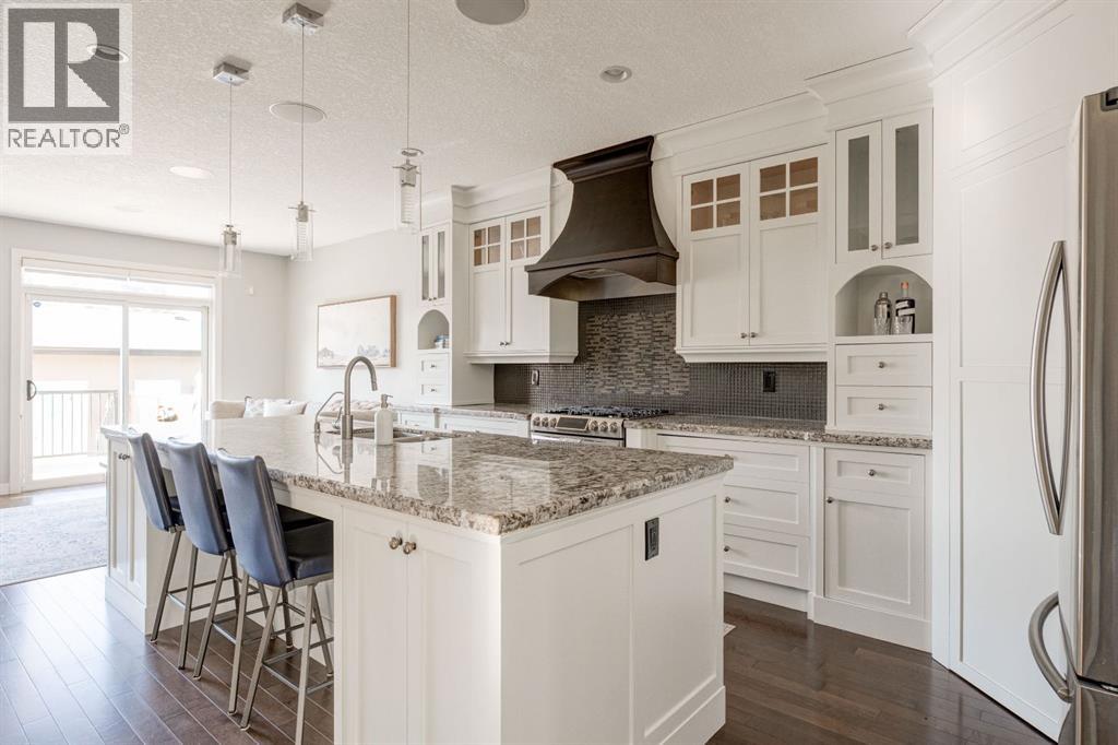 3529 3 Avenue SW - Image 2