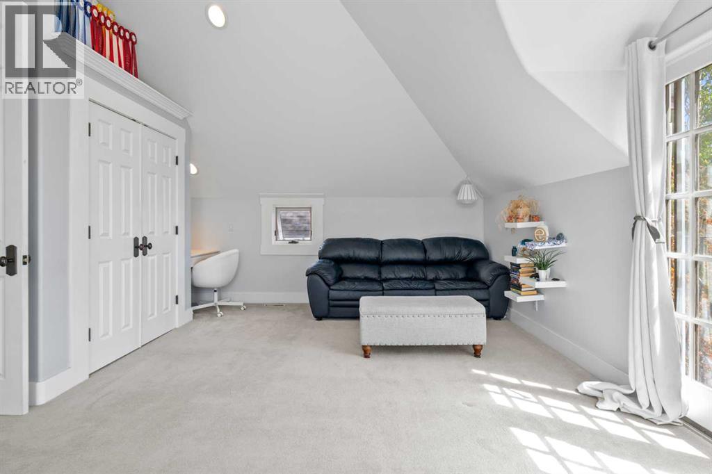12821 Canso Crescent SW - 32
