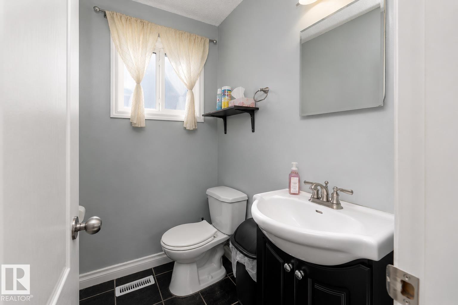 4620 37A AV NW - 13