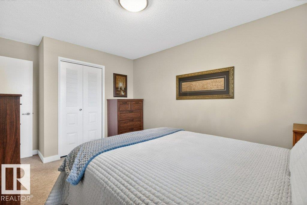 18312 67 AV NW - 32