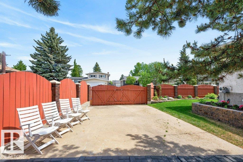 18312 67 AV NW - 45