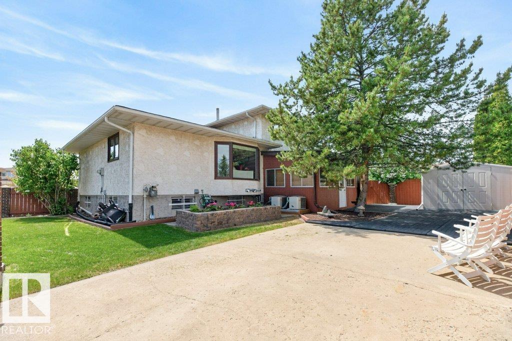 18312 67 AV NW - 46
