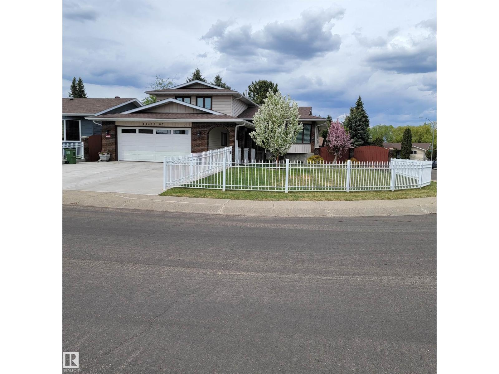 18312 67 AV NW - 51