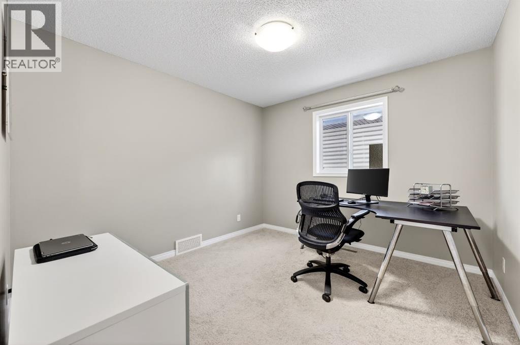 71 Walden Manor SE - 37
