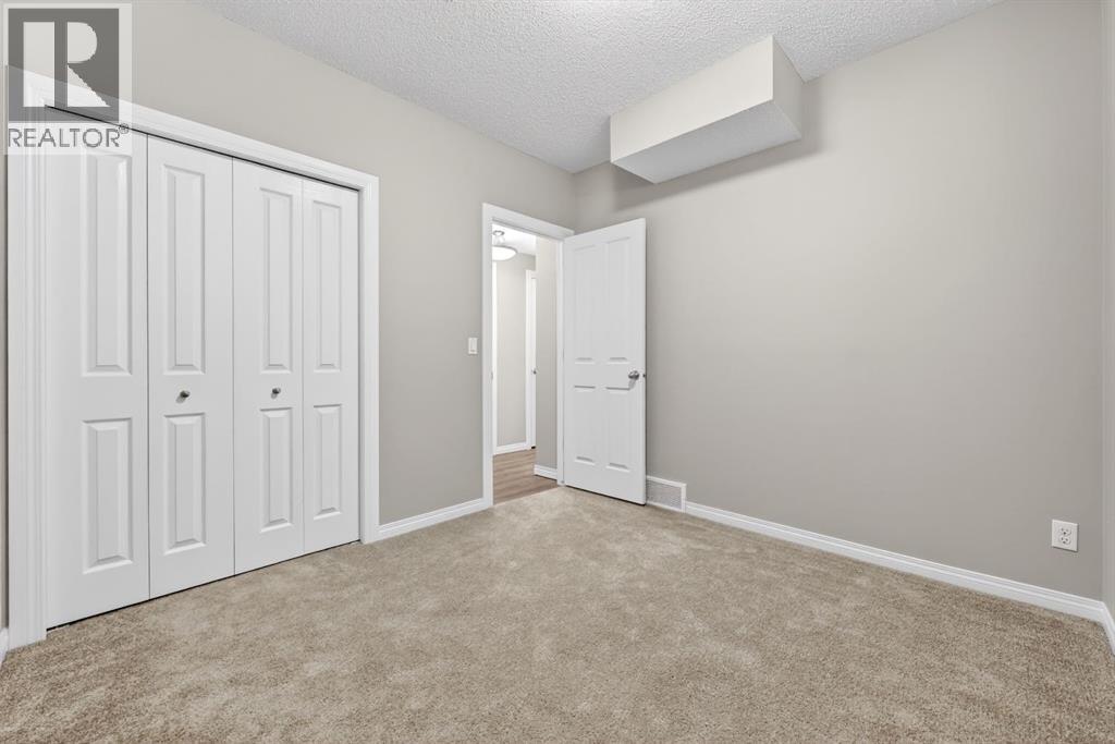 71 Walden Manor SE - 44