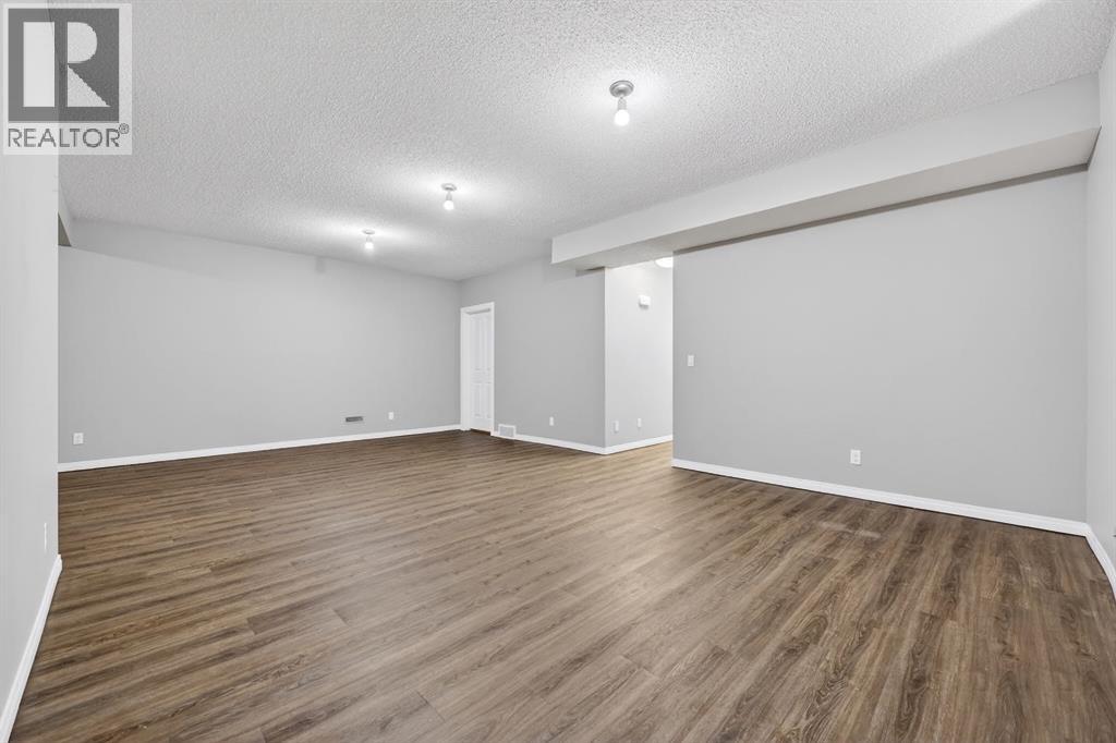 71 Walden Manor SE - 42
