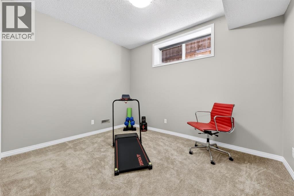 71 Walden Manor SE - 38