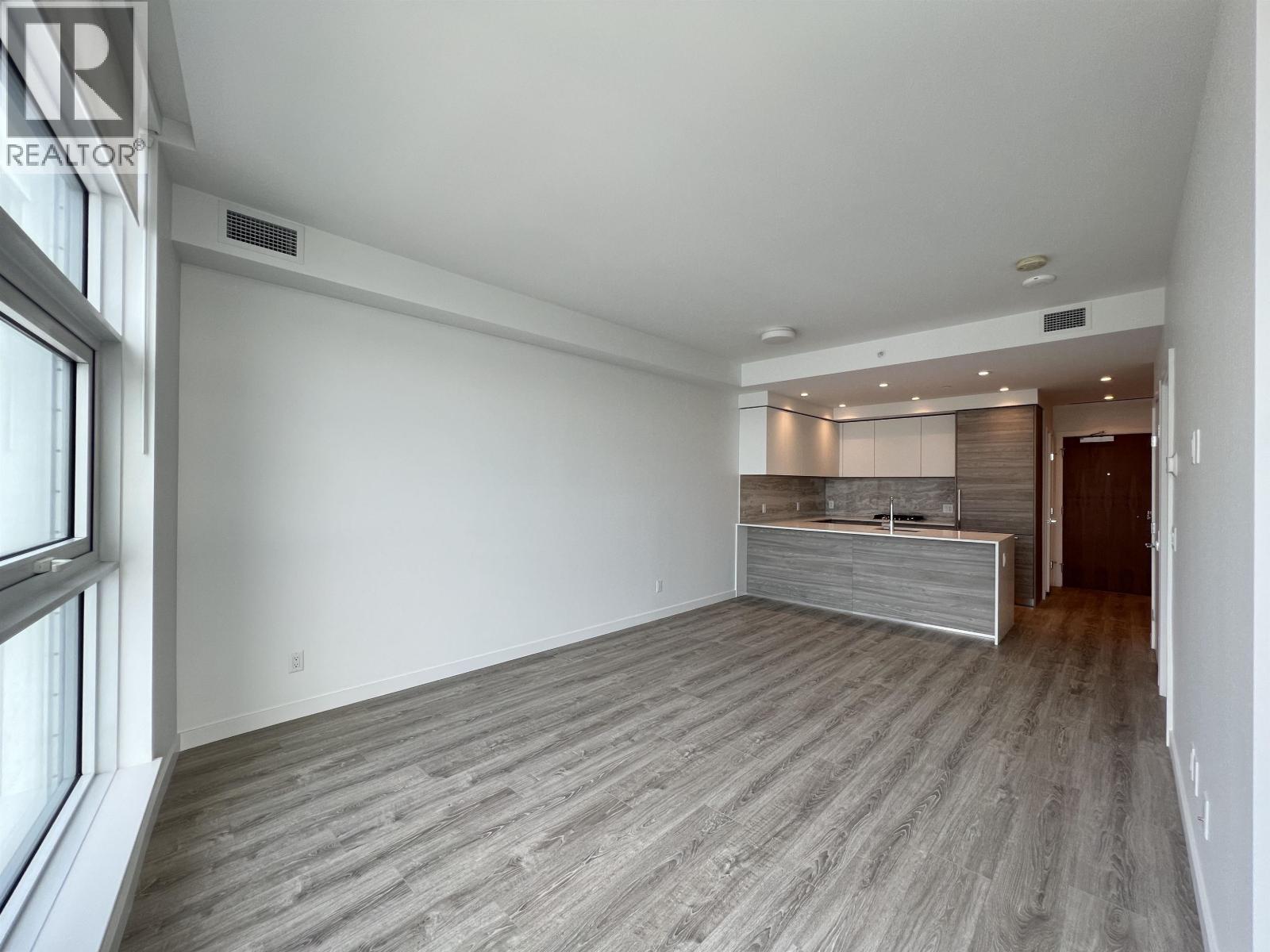 802 680 QUAYSIDE DRIVE — photo 5