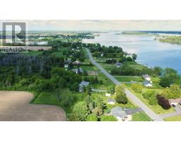 11481 Lakeshore Drive, South Dundas, ON K0E1K0 Photo 14