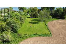11481 Lakeshore Drive, South Dundas, ON K0E1K0 Photo 8