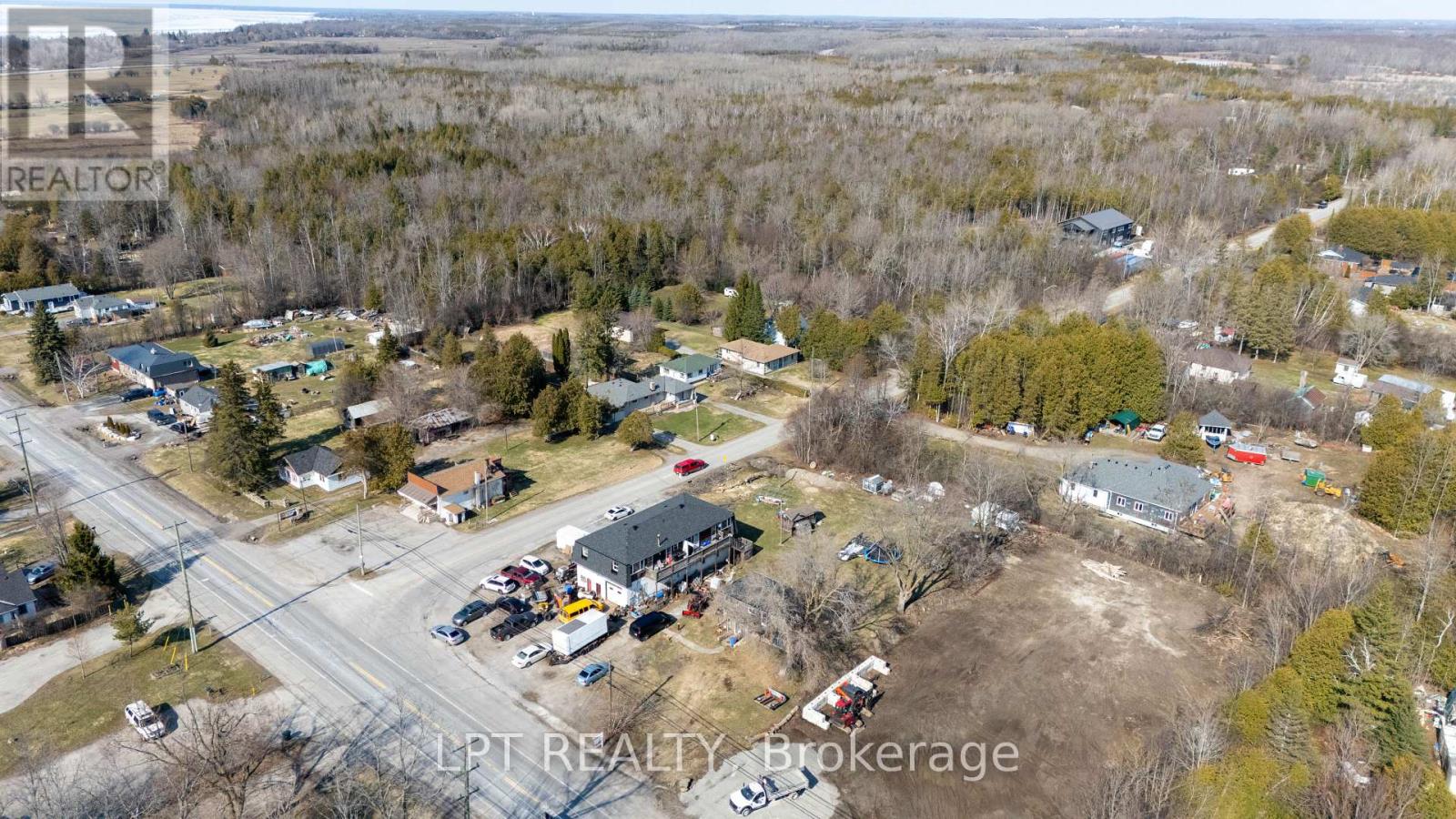 22985 LAKERIDGE ROAD - 25