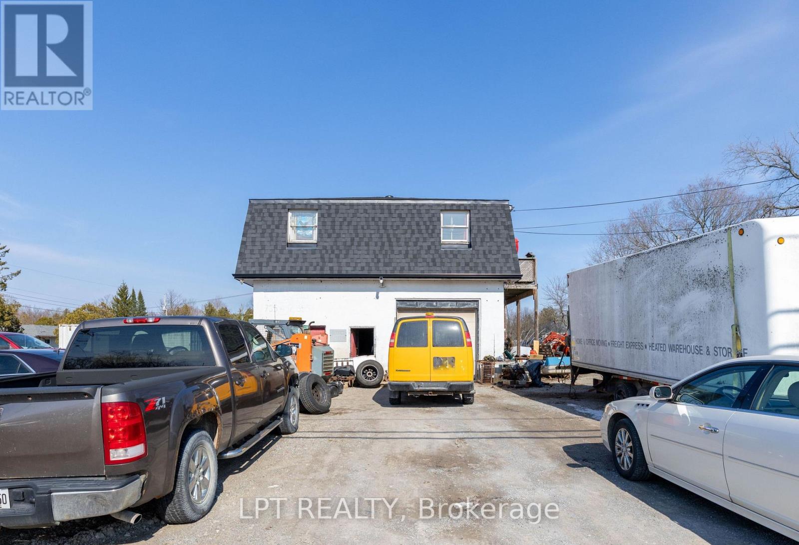 22985 LAKERIDGE ROAD - 4