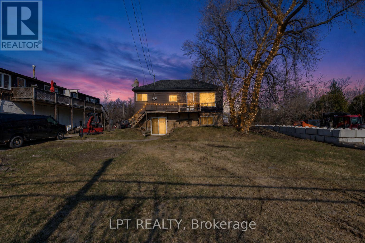 22985 LAKERIDGE ROAD - 7