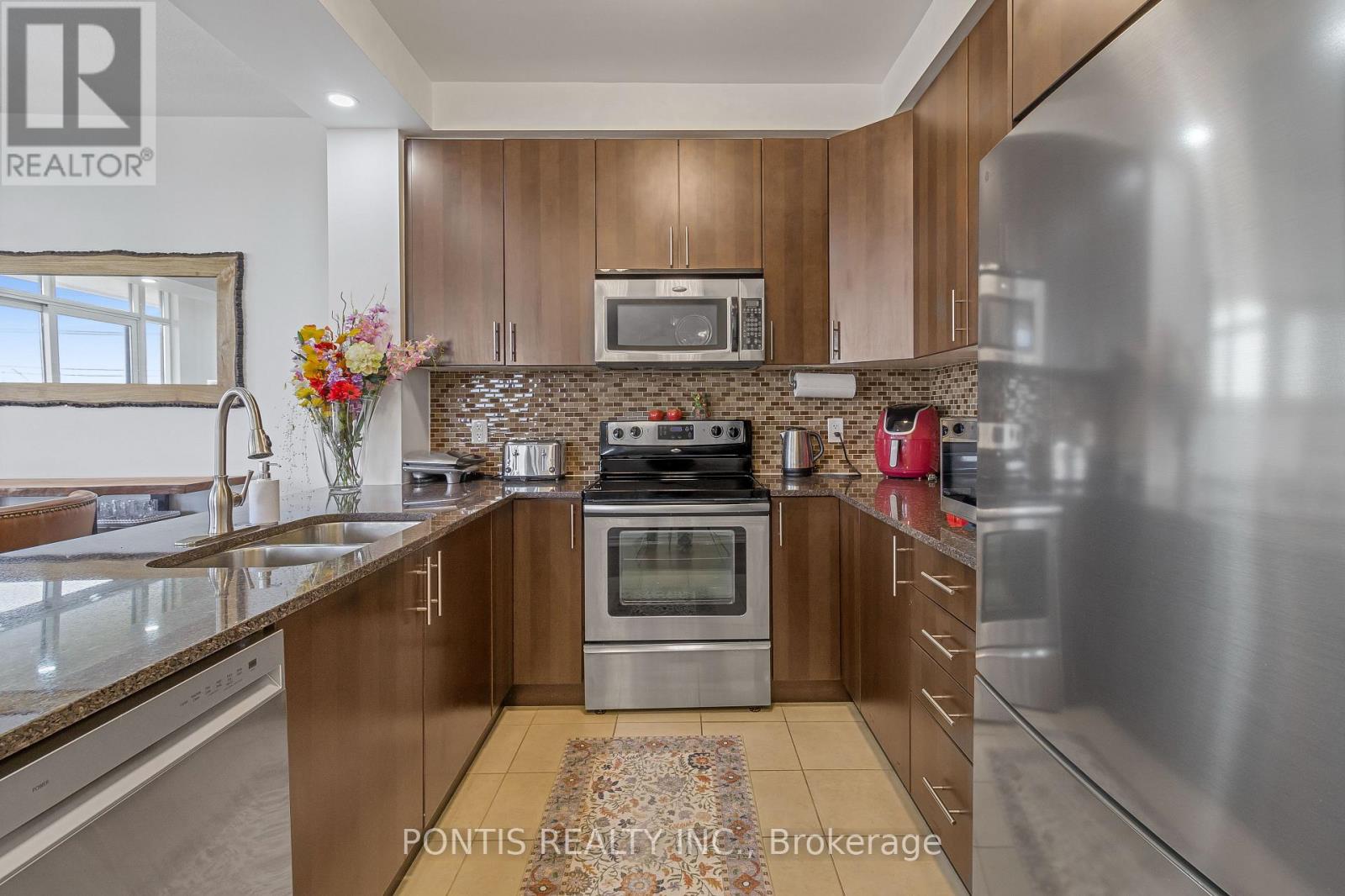 #412 9235 JANE STREET - 13