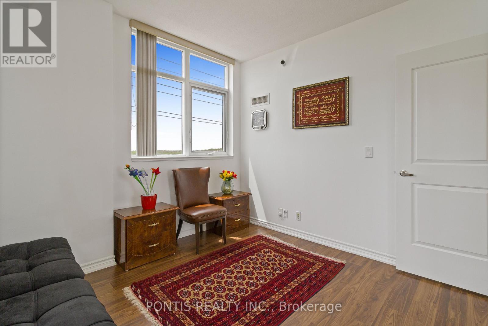 #412 9235 JANE STREET - 19