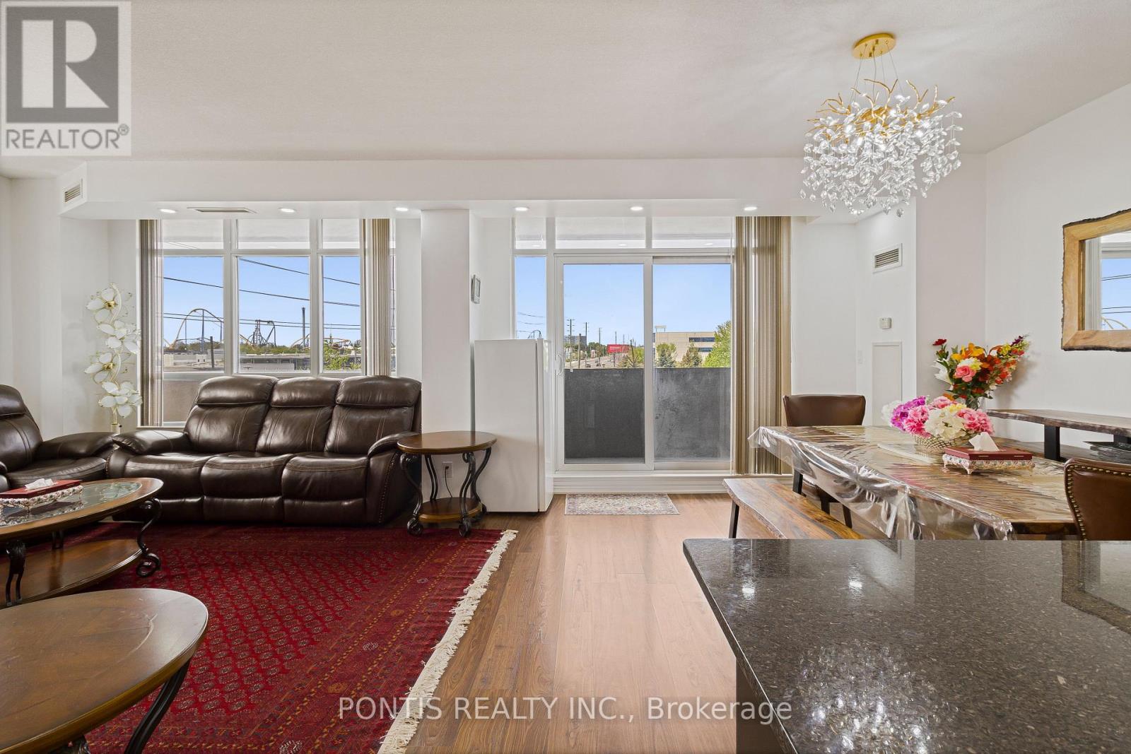 #412 9235 JANE STREET - 6