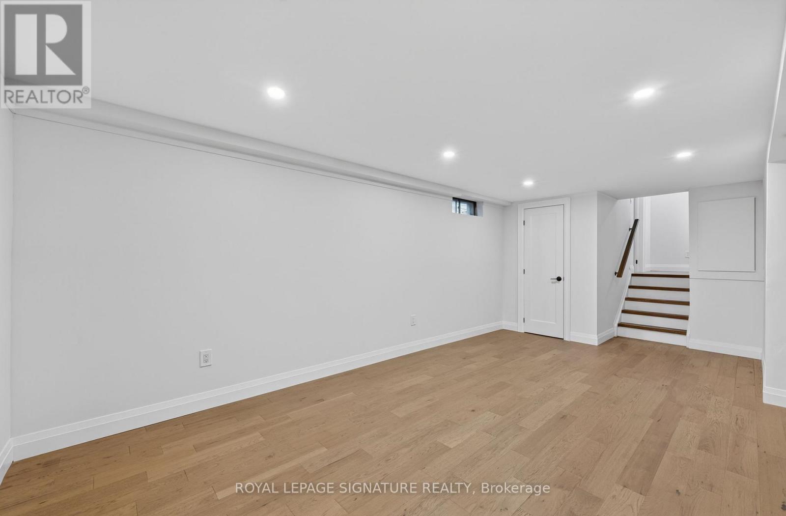 28 JANICE DRIVE - 25