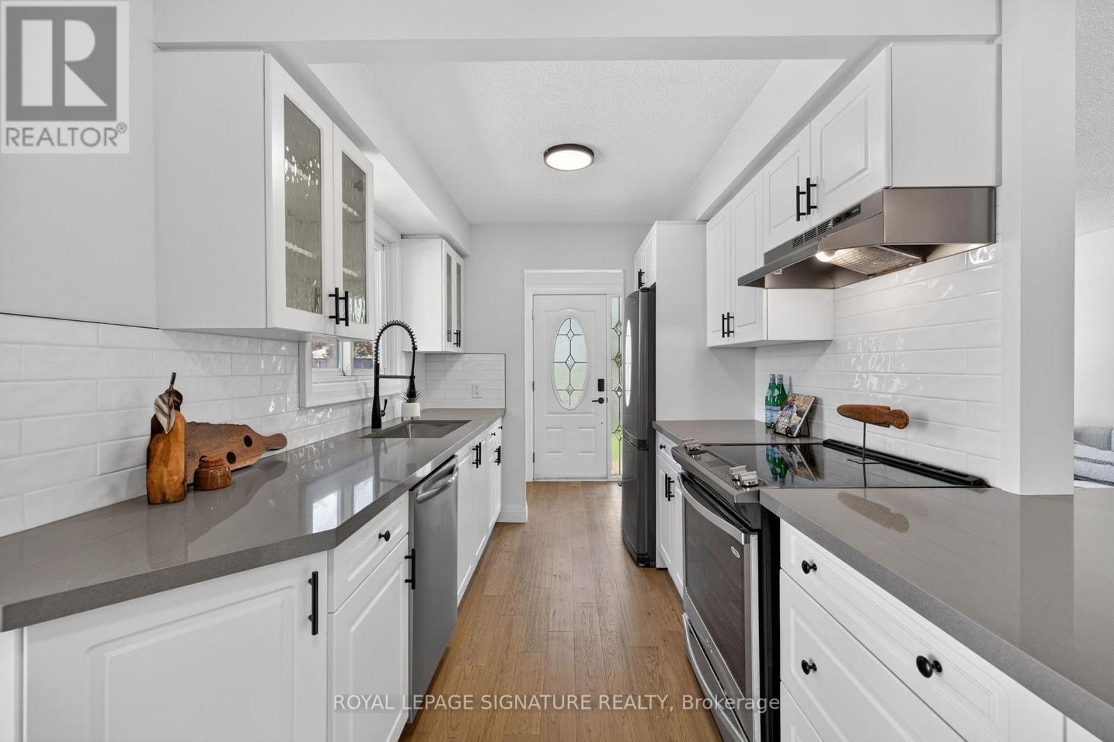 28 JANICE DRIVE - 6