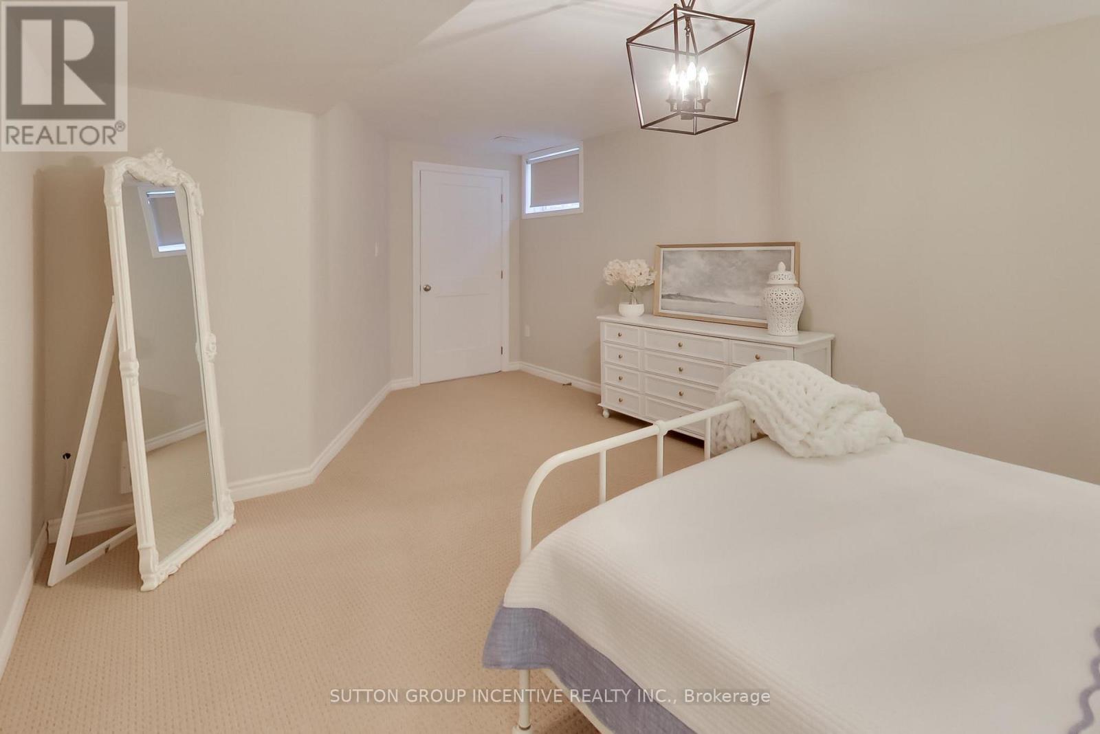 161 COLUMBIA ROAD - 25