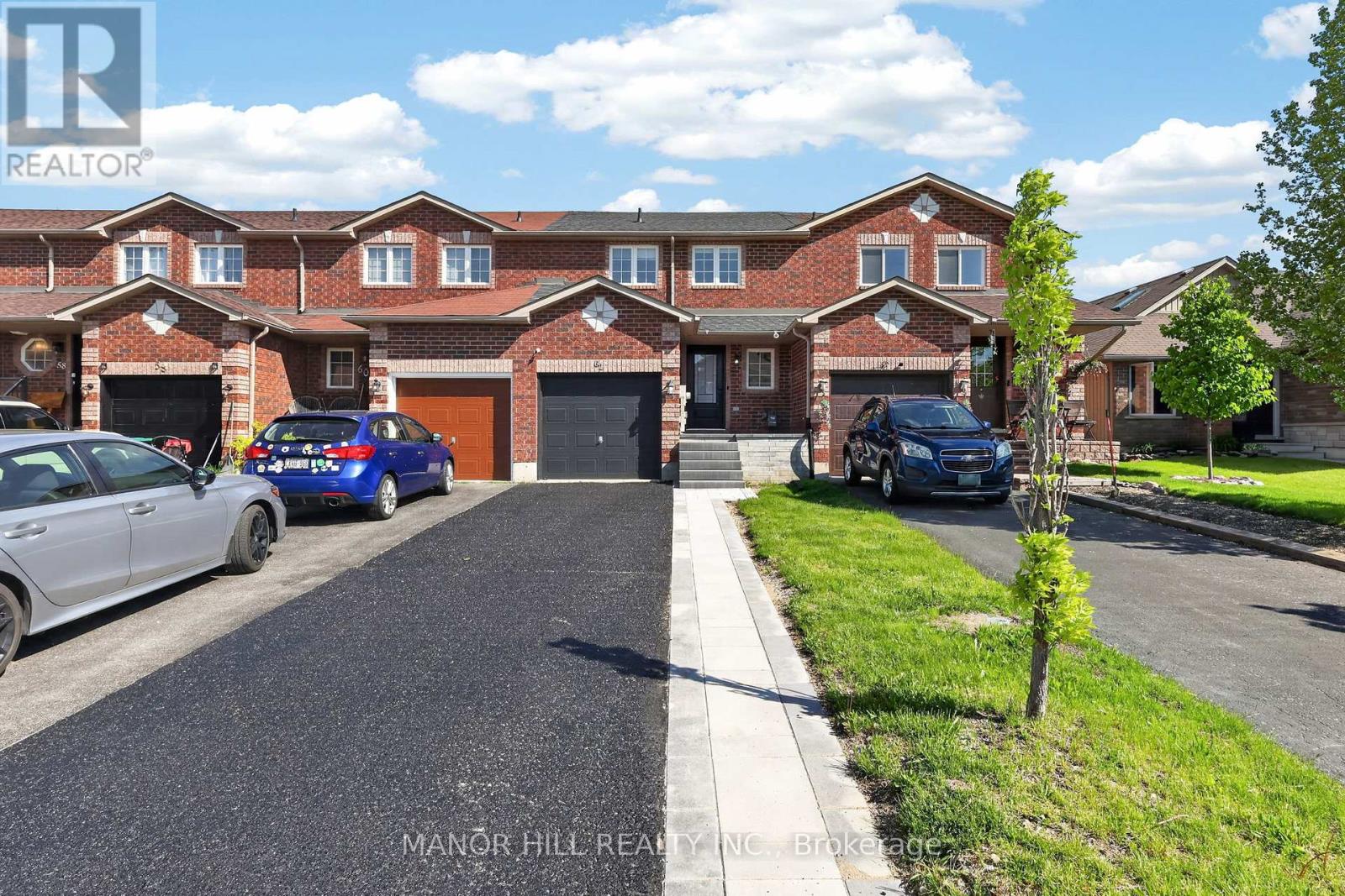 62 MONARCHY STREET N - 1