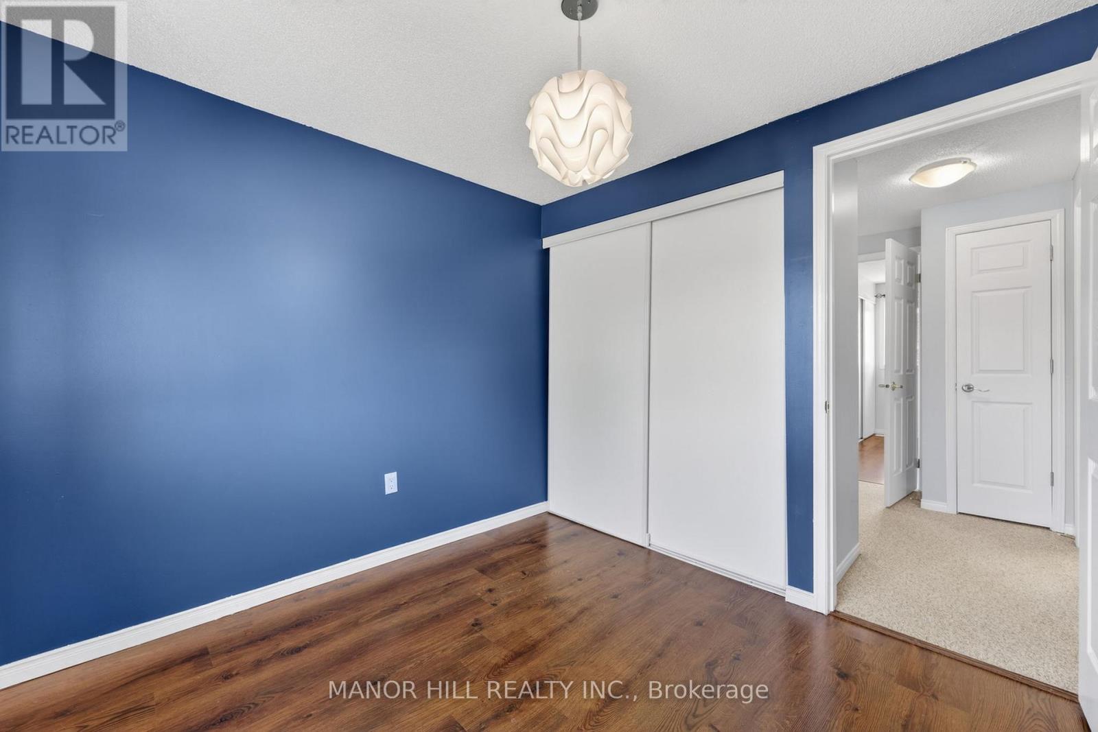 62 MONARCHY STREET N - 10