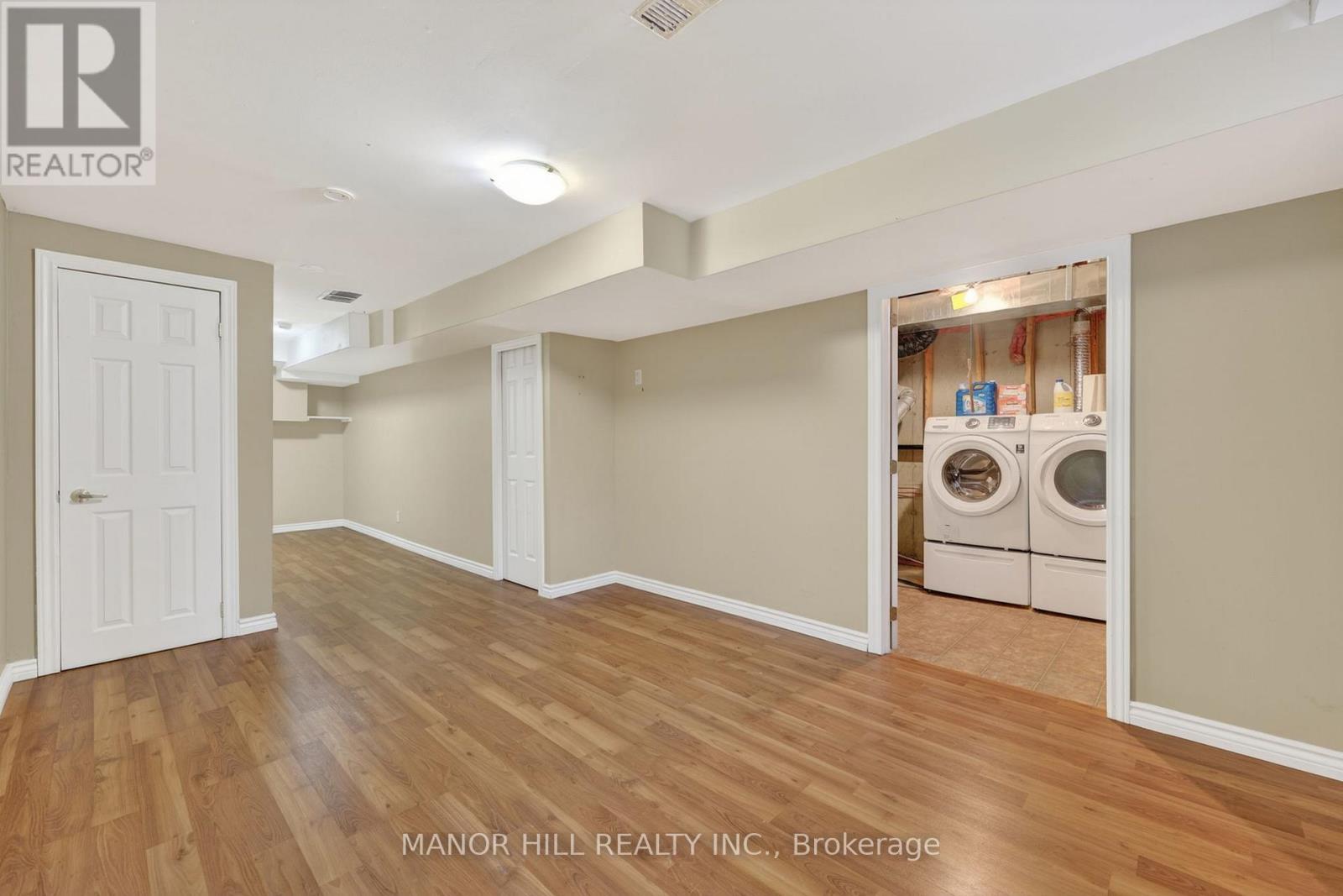 62 MONARCHY STREET N - 13
