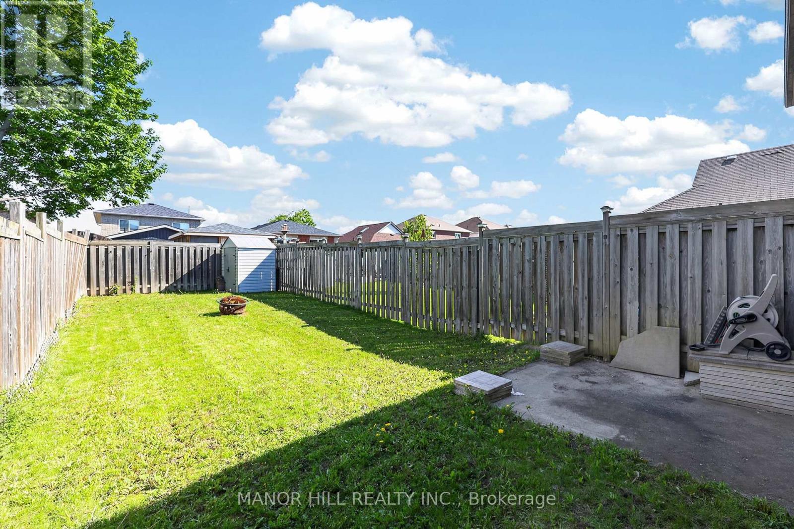 62 MONARCHY STREET N - 14