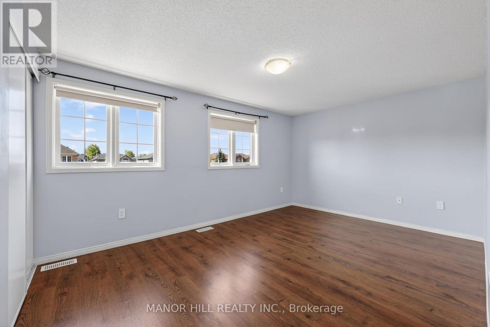 62 MONARCHY STREET N - 8