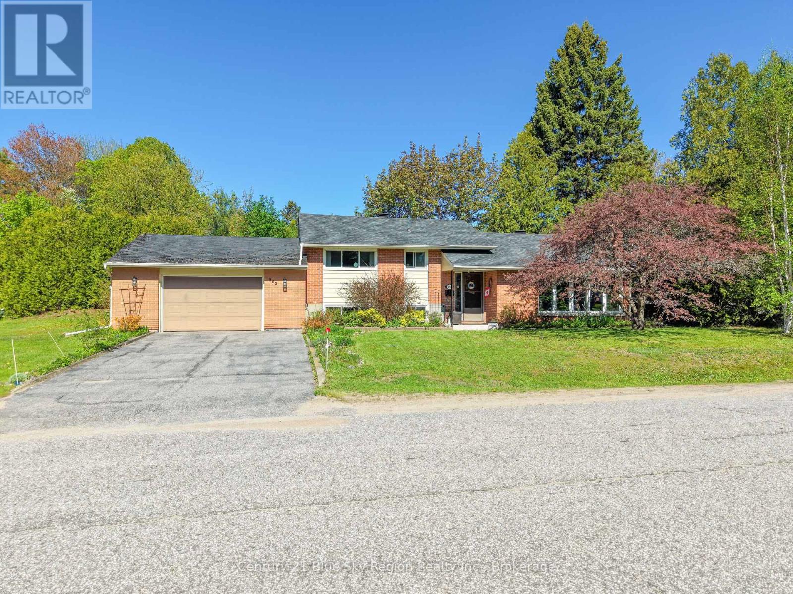 592 BIRCHWOOD ROAD - Image 2