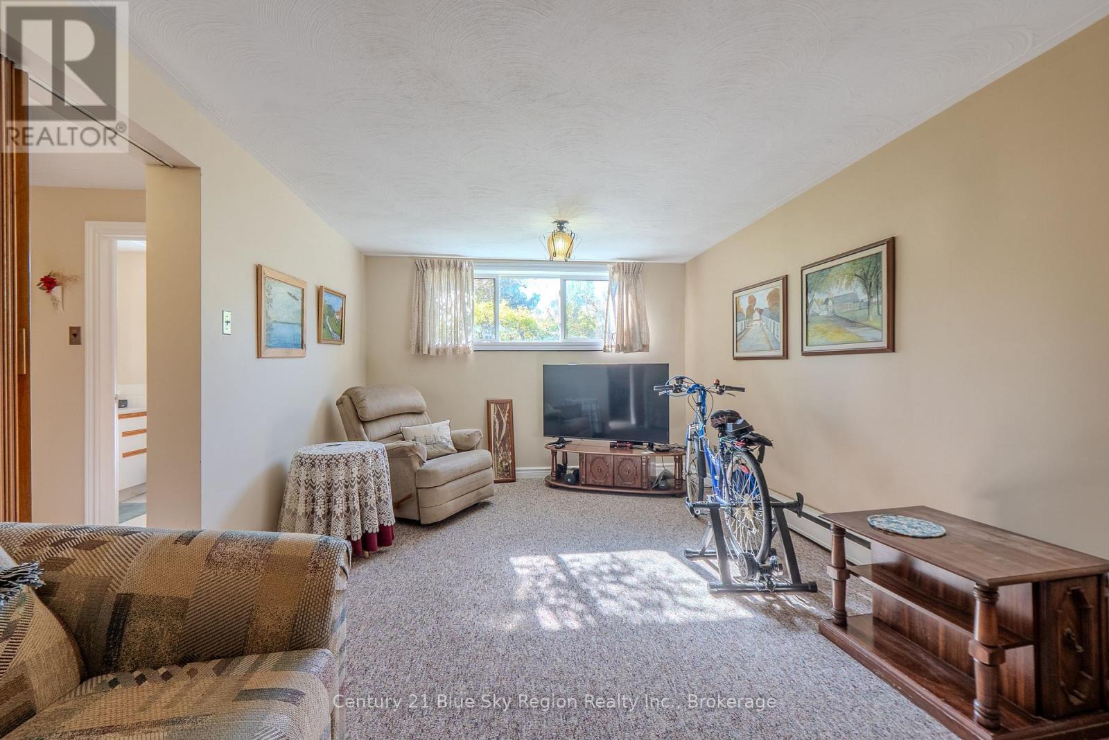 592 BIRCHWOOD ROAD - 24