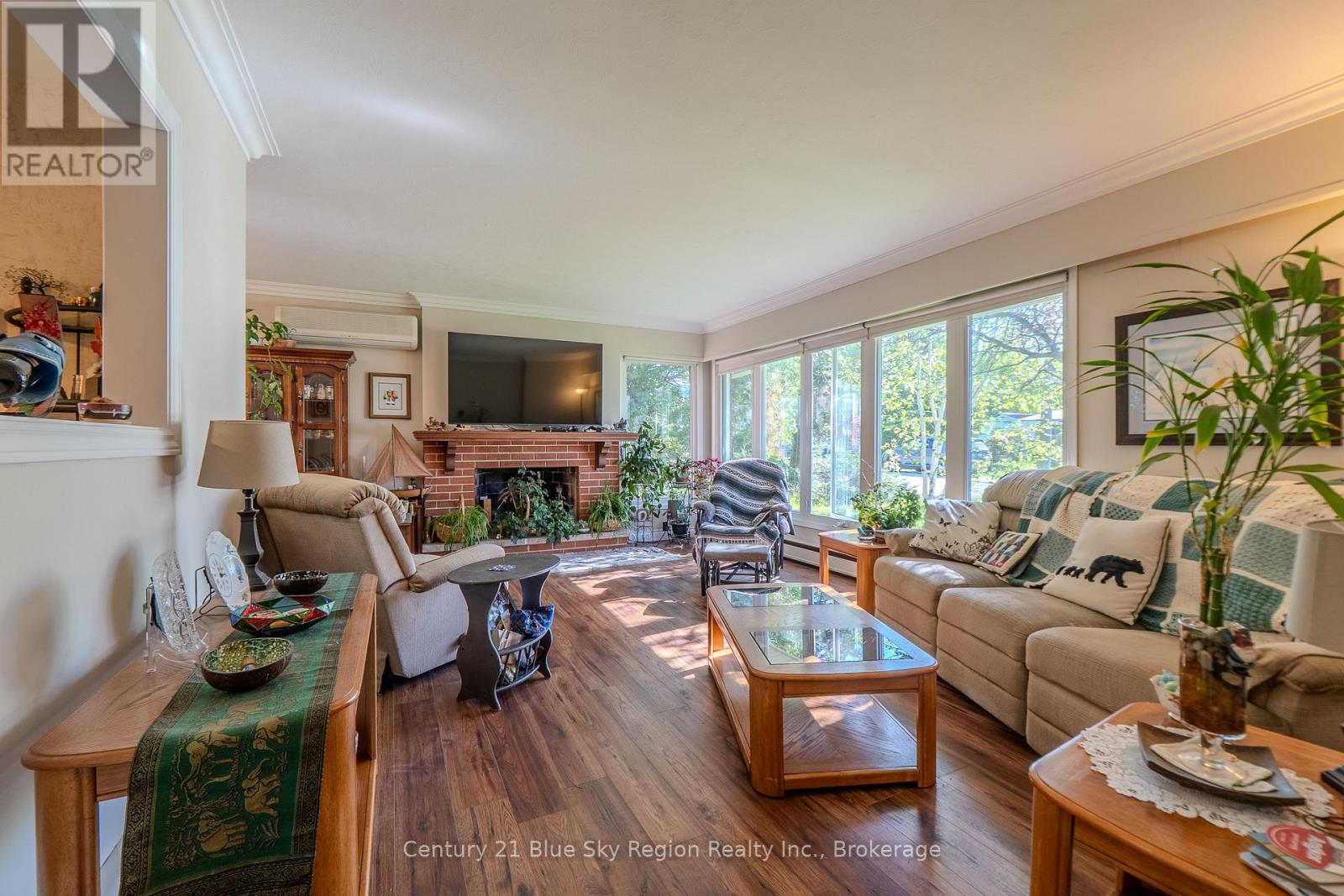 592 BIRCHWOOD ROAD - 5