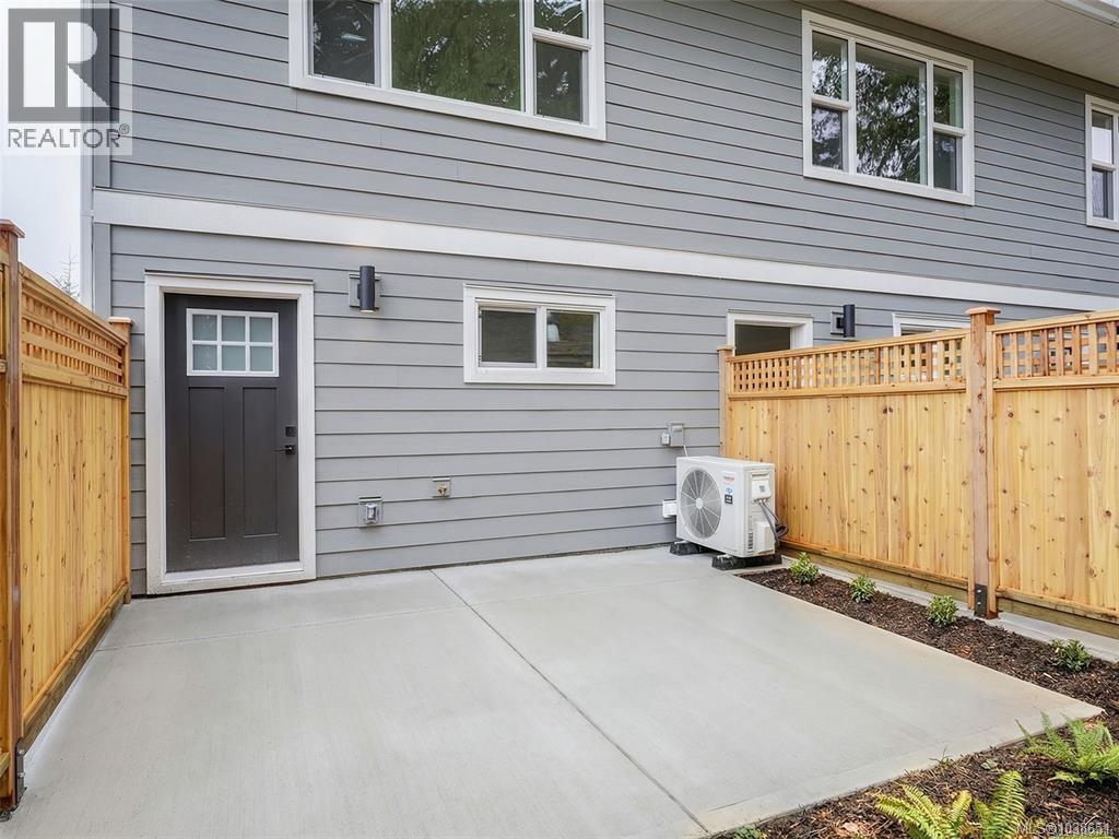 #111 960 Jenkins Ave - 31