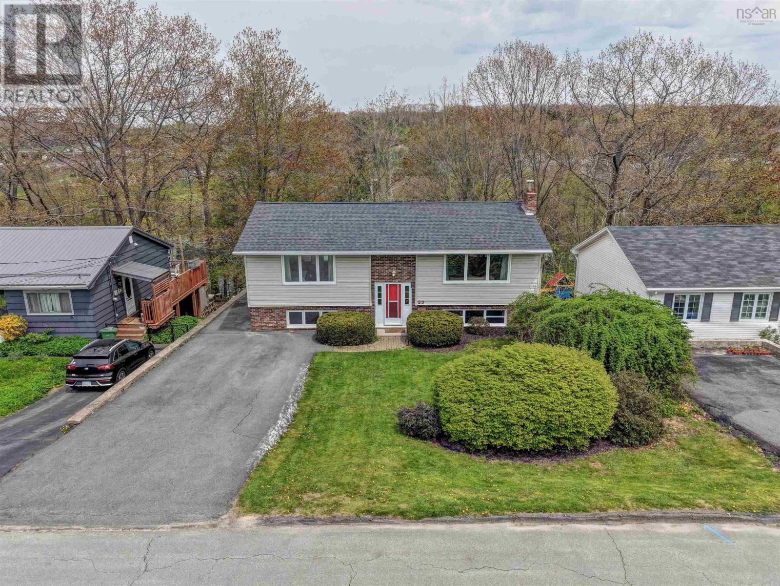 23 Meadowview Drive - Image 2