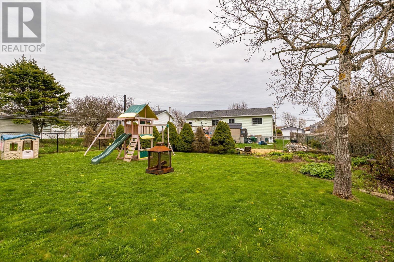 25 Cannon Crescent - 36