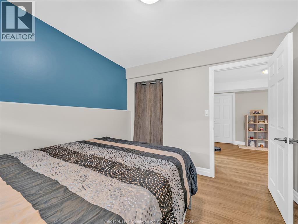 2115 EVERTS - 21