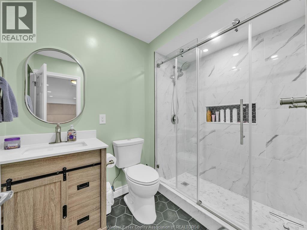 2115 EVERTS - 22