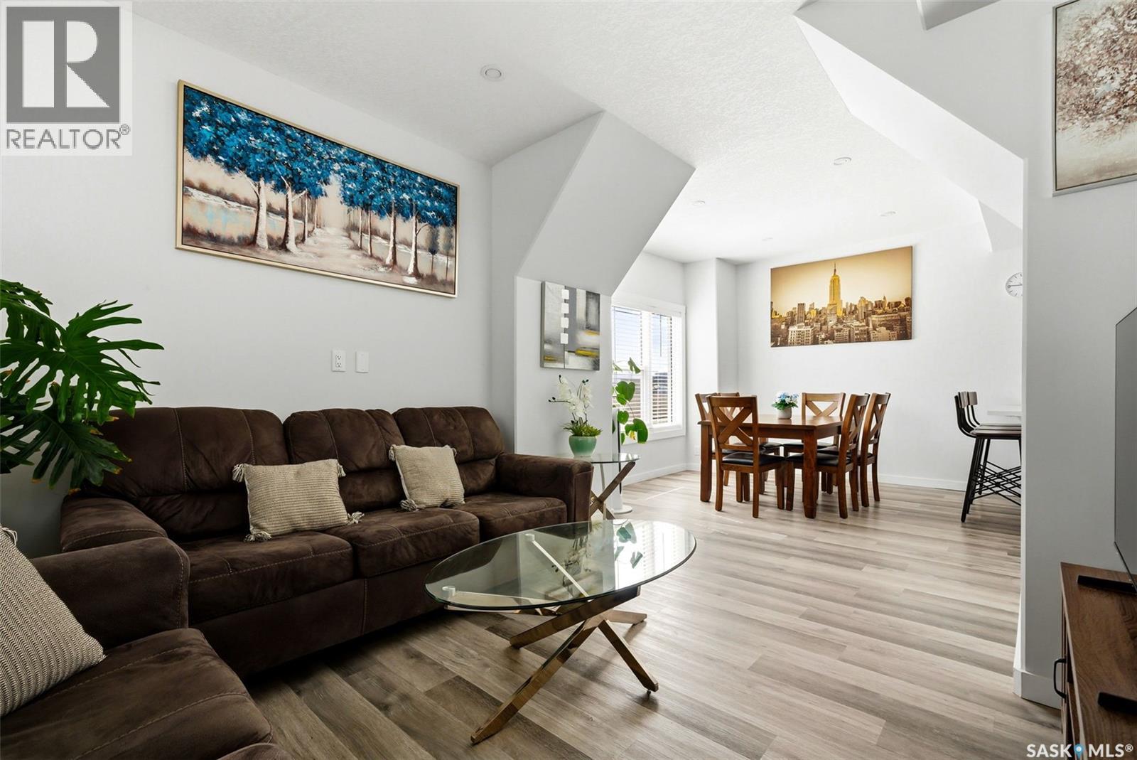 1578 Retallack STREET - 6