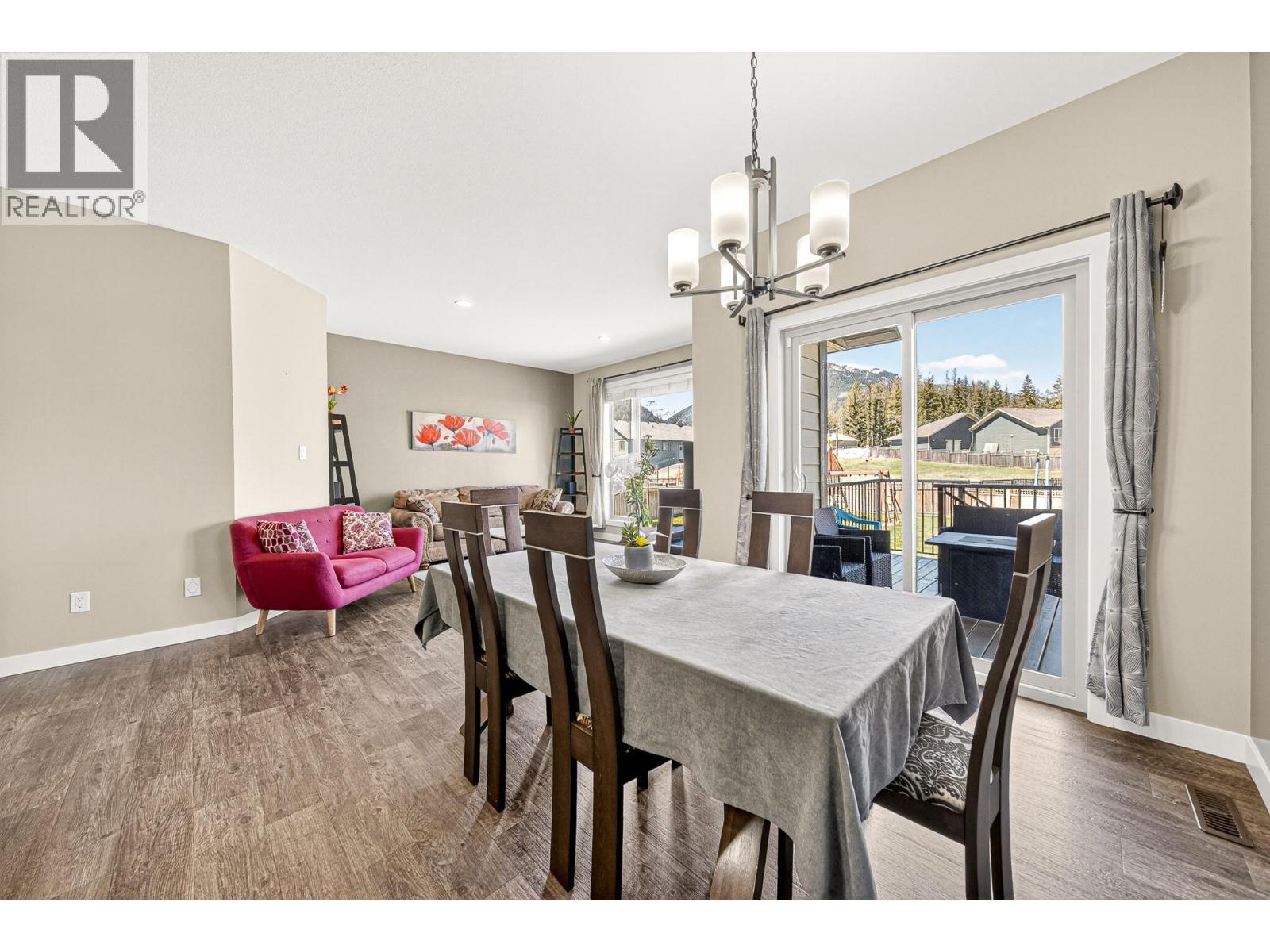 2309 FALCON Court - 8