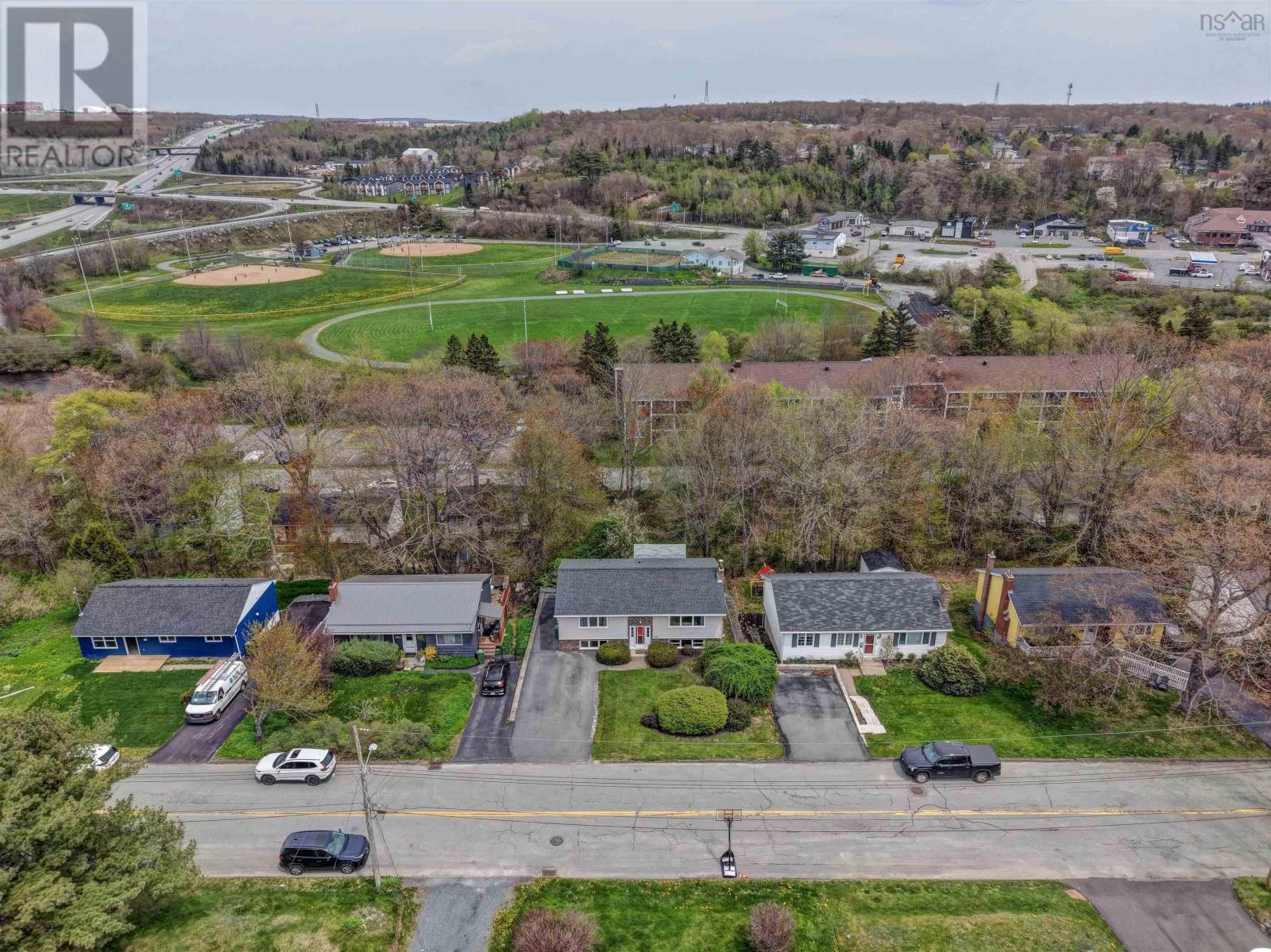 23 Meadowview Drive - Image 3