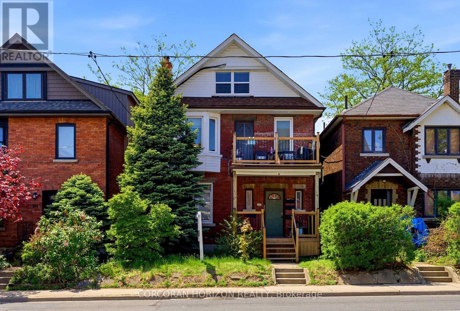 256 KEELE STREET - 2