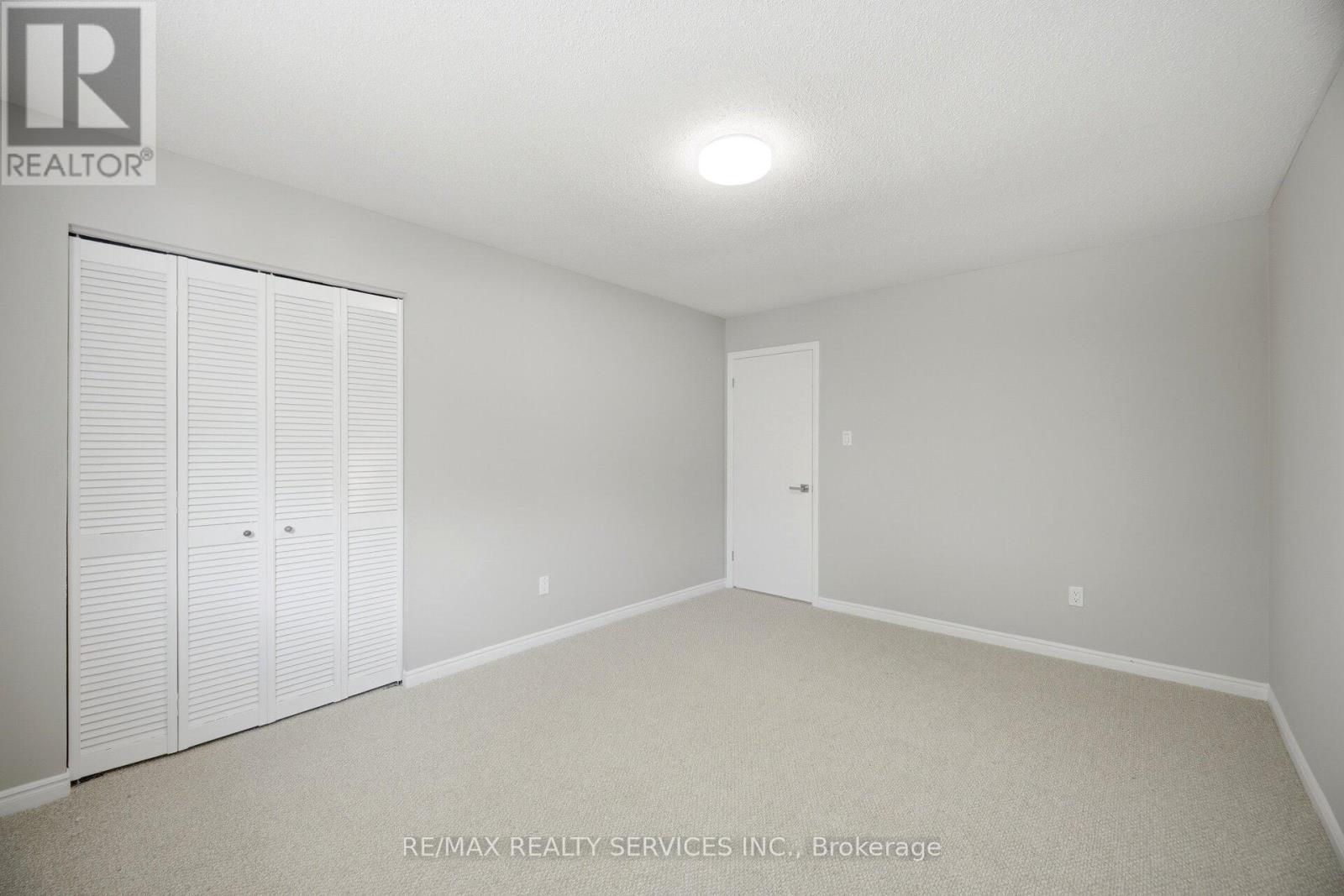 33 HESP DRIVE - 25