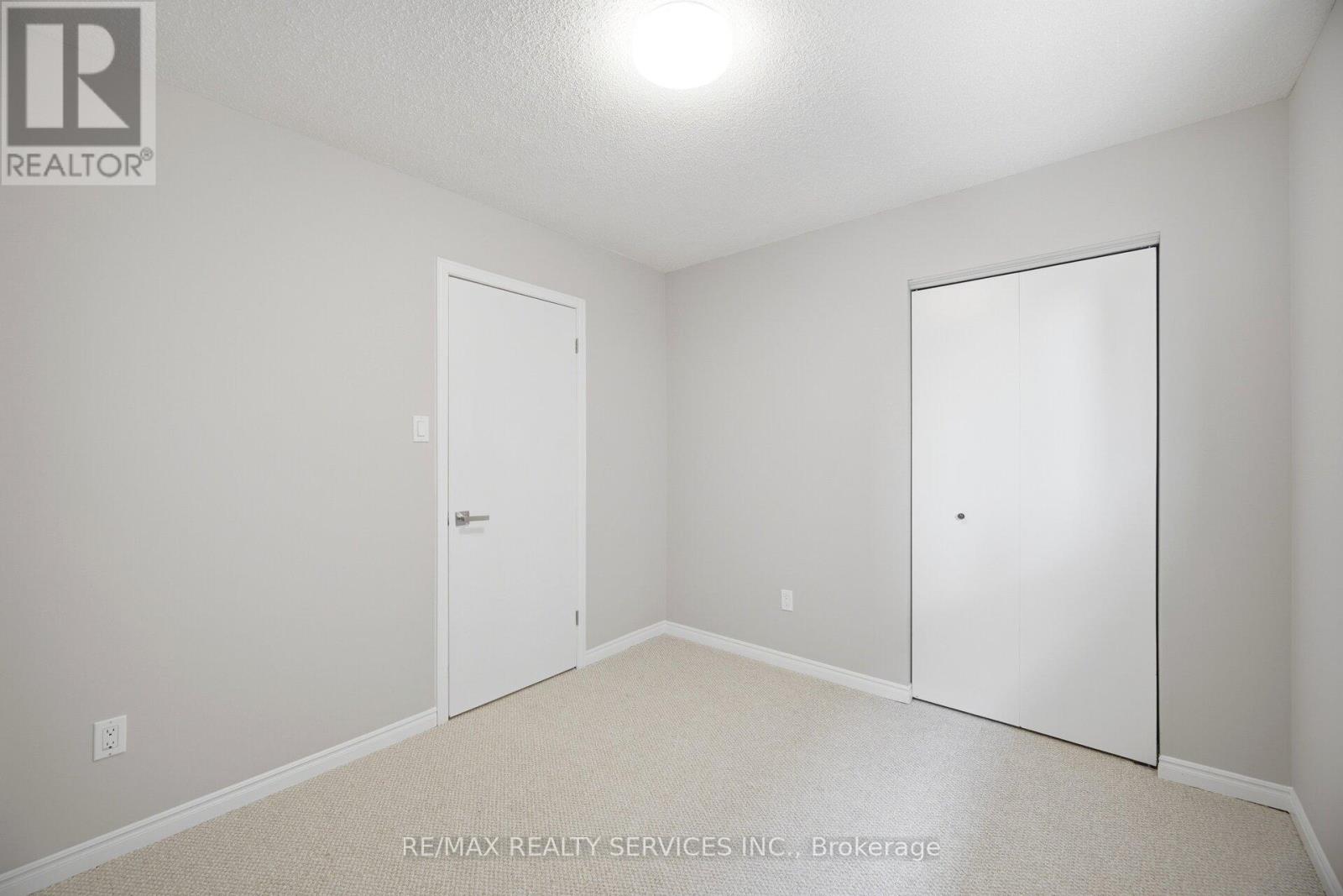 33 HESP DRIVE - 29