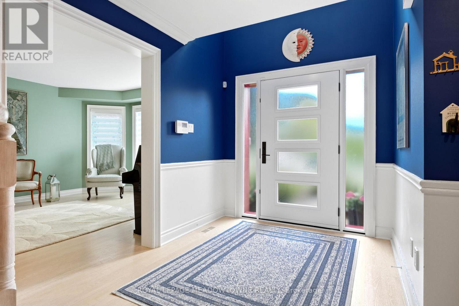 25 GOLLOP CRESCENT - 5