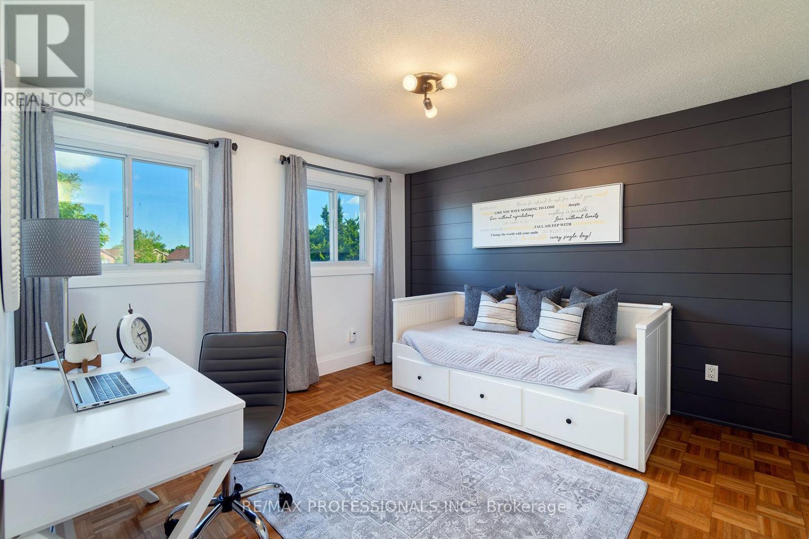 642 ROSEHEATH DRIVE - 24