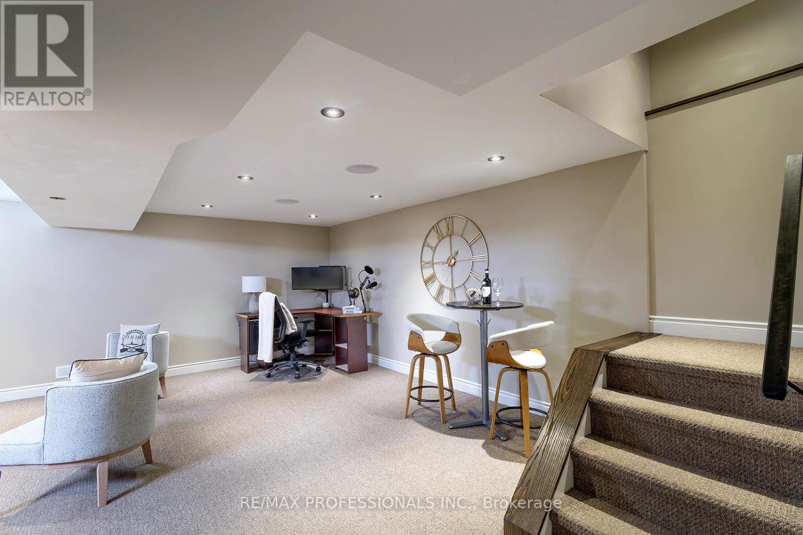 642 ROSEHEATH DRIVE - 28