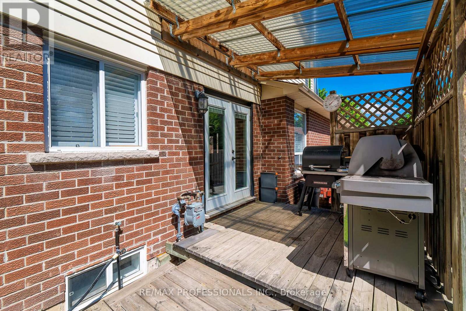 642 ROSEHEATH DRIVE - 39