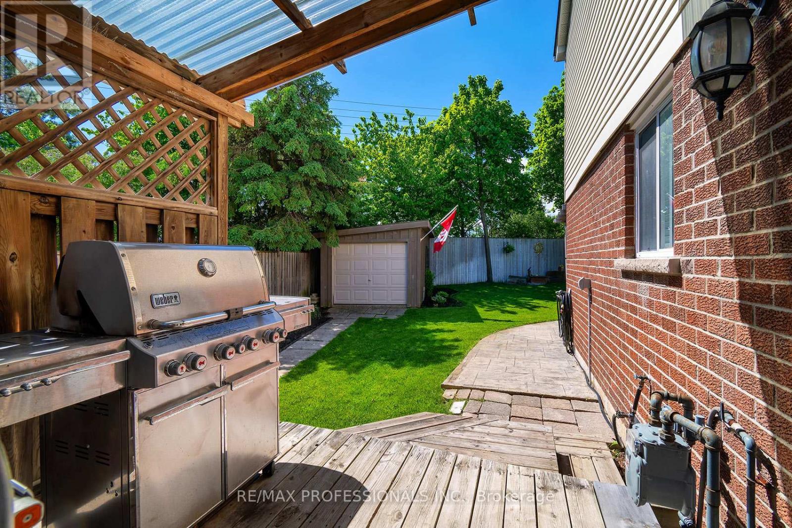 642 ROSEHEATH DRIVE - 40