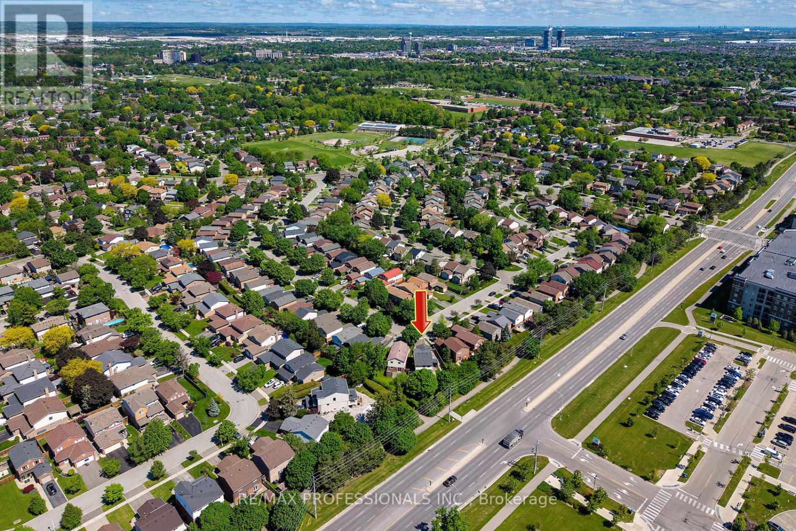 642 ROSEHEATH DRIVE - 47