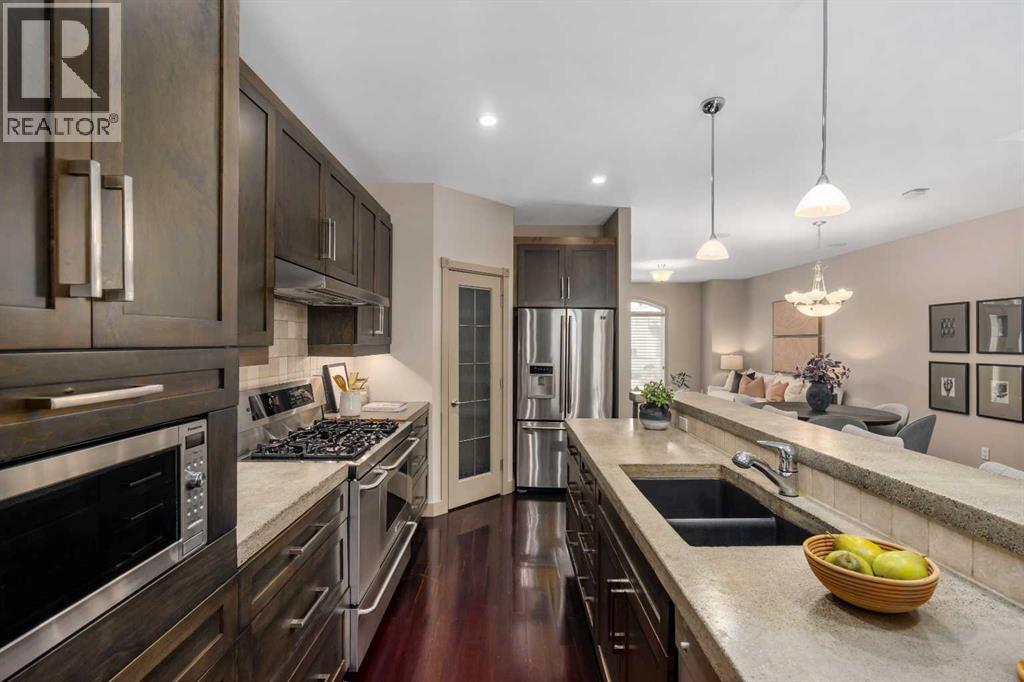 409 19 Avenue NE - 13